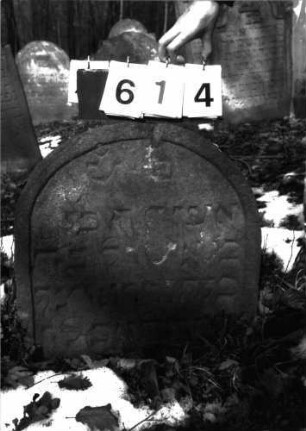 Grabstein 614