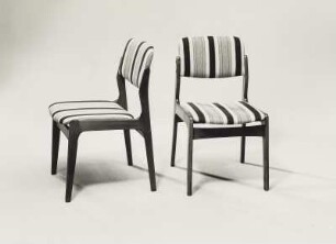 Stuhl mit gepolsterter Sitzfläche und Rückenlehne : Zwei Stühle (1977)