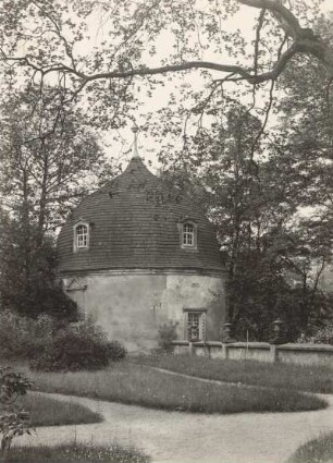 Schloss Hermsdorf, Eckturm