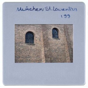 München, St. Laurentius : Ausschnitt Fassade
