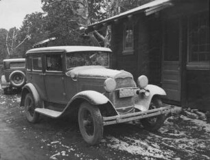 Auto im Schnee (USA-Reise 1933)