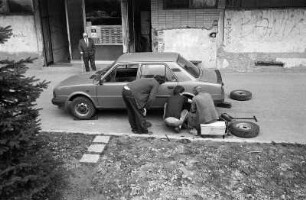 Ostrava-Vyskovice : In Ostrava-Vyskovice, 19. Dubna, mit Skoda 120