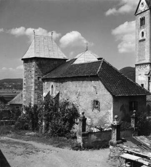 Maria Saal. Propsteipfarr- und Wallfahrtskirche Mariä Himmelfahrt. Wehrturm (1401/1500)