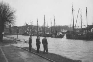 Alter Hafen Tönning/Eider bei Hochwasser