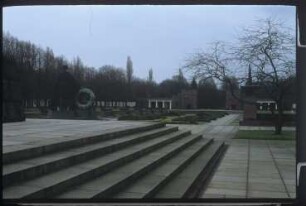 Berlin, Sowjetisches Ehrenmal Schönholzer Heide