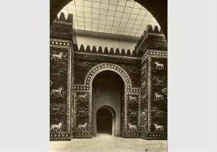 Aufstellung des Vorderasiatischen Museums im Pergamonmuseum, Ischtar-Tor