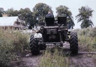 Allradschlepper RTA 60 Typ "Bornim"; Versuchsmuster VII bei der Erprobung.