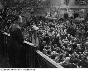 Bodenreform, Helfenberg, Rittergut; Stellvertretender Ministerpräsident Fischer