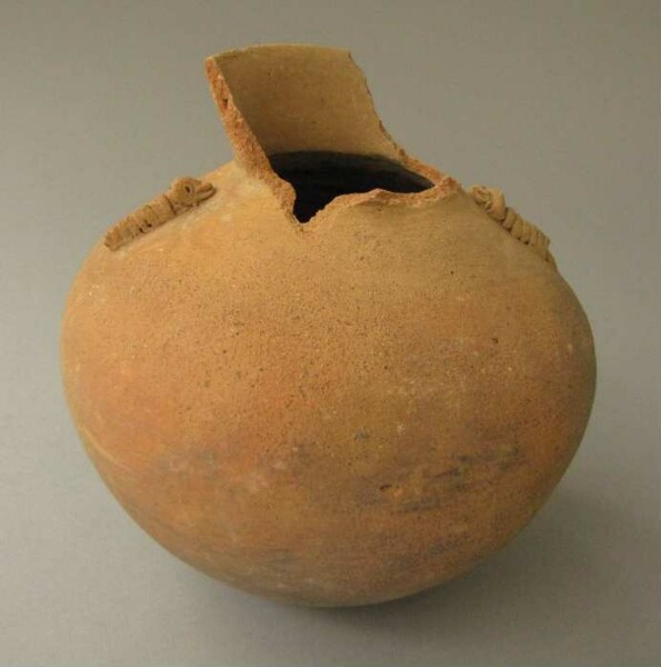 Clay vessel