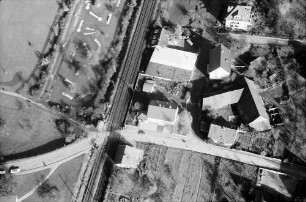 Bad Krozingen: Kurpark und Minigolfplatz, von Osten, sowie Bahnübergang