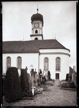 Kirche; Chor von aussen