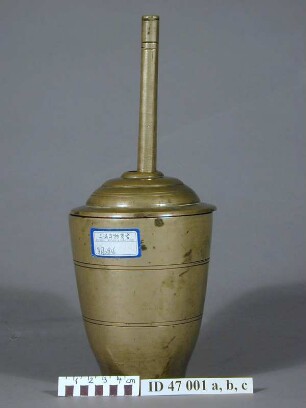 Mörser mit Deckel und Pistill
