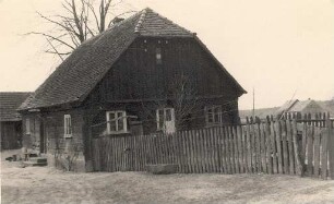 Altes Holzhaus in Pechern : Stare drjewjane domske w Pěchču
