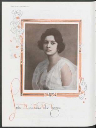 Srta. María Elena Velar Irigoyen : Fotografía de Van Riel