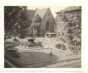 Donopbrunnen. Detmold, Marktplatz. Donopbrunnen nach der Wiederaufstellung der Nymphe. Sammlung Gudrun Frost