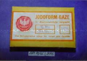 Gaze in verschlossener Originalpackung