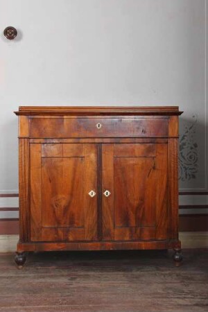 Anrichte (Schrank)