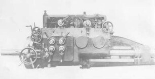 Horizontal-Bohr- und Fräsmaschinen, Spindelkasten, teilweise geöffnet (Defries) : Technikgeschichte | Maschinenbau | Werkzeuge und Werkzeugmaschinen | Bohr-Fräs-und Stoßmaschinen