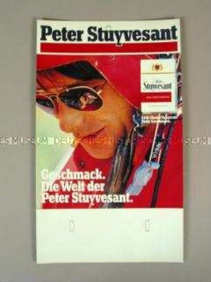 Werbeschild mit Werbeaufdruck für "Peter Stuyvesant"-Zigaretten