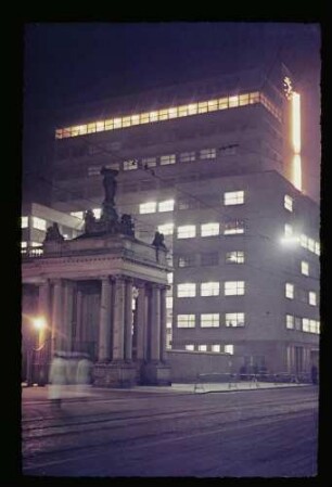 Viererkonferenz/Pressehaus 9.2.54.