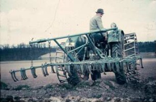 Fotografie: Bodenbearbeitungsgerät, Saatbettkombination, Eggenkrümlerkombination, Gitterrad