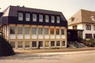 Willi-Hofmann-Straße, Anbau an der Industrie- und Handelskammer. Detmold