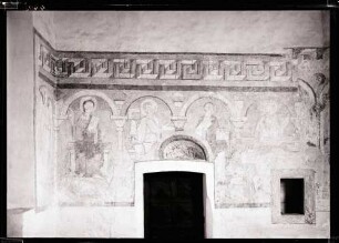 Kirche; Romanische Wandbilder im Chor, nach der Restaurierung