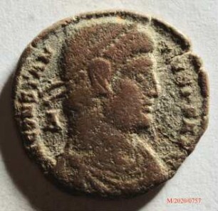 Römische Münze, Nominal Maiorina, Prägeherr Constantius II., Prägeort Trier, Original