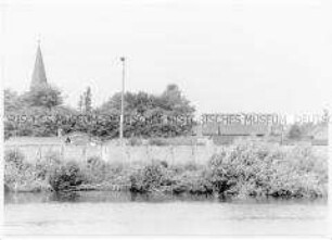 Serie: Mauerfall/Deutsche Einheit: Berliner Mauer von der Spreeseite