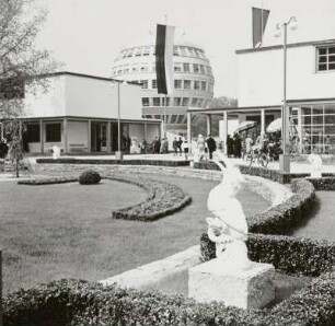 Kugelhaus : Ausstellungsgelände mit Kugelhaus