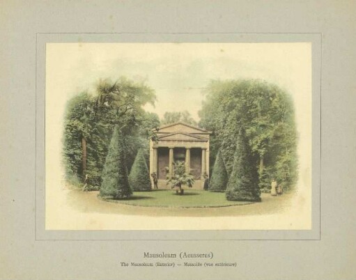 Mausoleum (Inneres). The Mausoleum (Interior). Mausolée (vue intérieure)