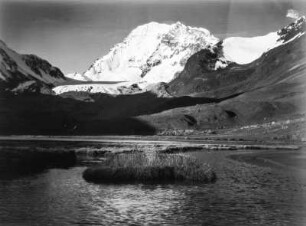 Huayna Potosi : Blick von Westen auf den Huayna Potosi.