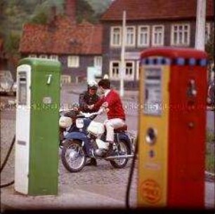 Neues Simson-Moped "Sperber"