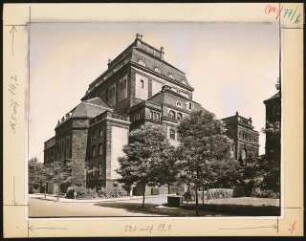 Opernhaus, Chemnitz: Ansicht von Süden