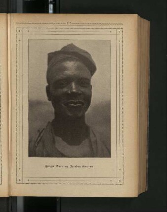Junger Mann aus Fumban (Kamerun)