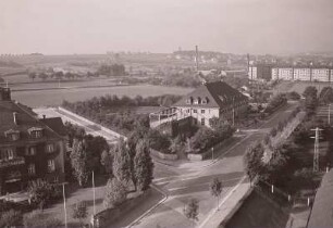 Studentenhaus : Dresden, Studentenhaus Mommsenstraße. Blick vom Turm der chemischen Abteilung der TH, im Hintergrund der Westend-Park mit Aussichtsturm