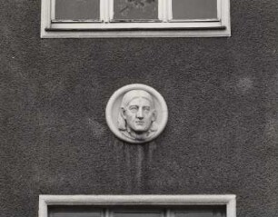 Pestalozzi, Johann Heinrich : Bergmannssiedlung, Mittelschule, Laubusch