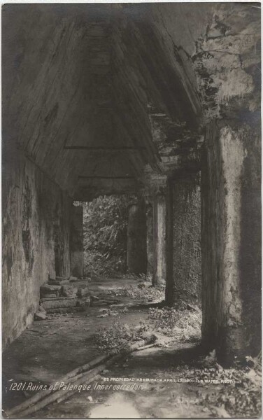 Palace, inner corridor