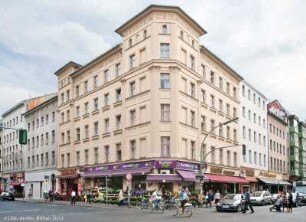 Mietshaus & Laden; Berlin, Friedrichshain-Kreuzberg