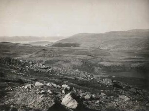 Bei Hammerfest. Blick über Tundrenlandschaft vom Tyv (höchste Erhebung von Kvalö)