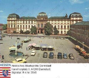 Darmstadt, Schloss und Marktplatz / Vorderansicht