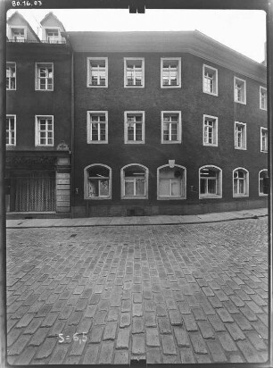 Meißen-Altstadt, Leipziger Straße. Wohnhaus. Straßenfront (Teilansicht)