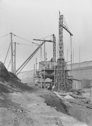 Schwenkbagger, Montage : Tagebau. Schwenkbagger, Montage