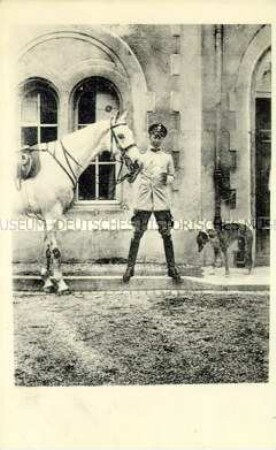 Kronprinz Wilhelm mit Pferd und Hund