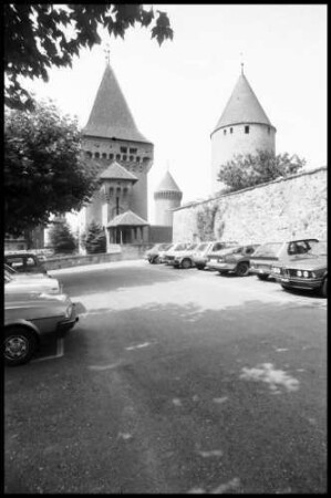 Estavayer-le-Lac: Schloss und Schlosshof, Chenaux