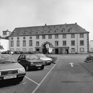 Sektkellerei Matheus Müller; Eltville, Matheus-Müller-Platz 1