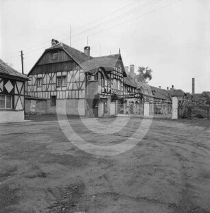 Wirtschaftsgebäude Schloss Halbau