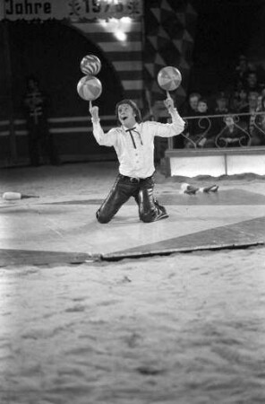 Gastspiel des Cirkus Barum auf dem Karlsruher Messplatz