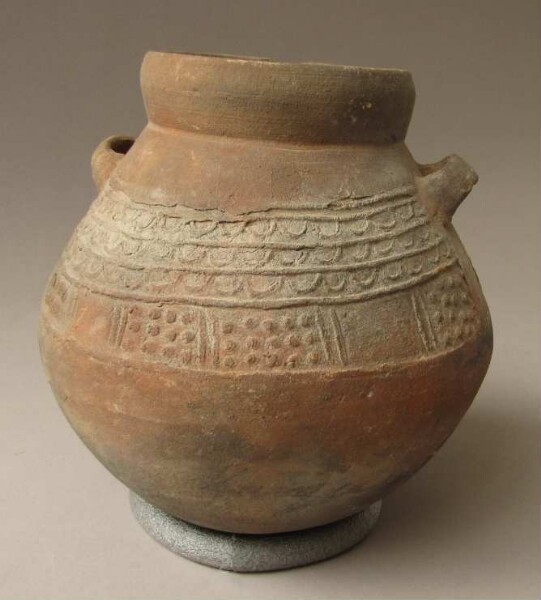 Clay vessel