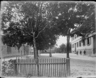 Buchen, Vorplatz Pfarrkirche